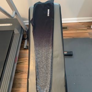 GYMSHARK BLACK AND GREY OMBRÉ LEGGINGS